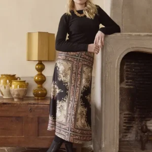 Alternative view of MOLLY BRACKEN BLACK PIERRA