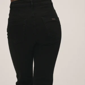 Alternative view of High-Rise Straight Black Denim – Premium Everyday Essential | Marianne Black Jeans| EDWARD JEANS