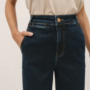Alternative view of Clarence Chino Denim – High-Rise Straight Fit Jeans for Effortless Everyday Style | Edward Jeans