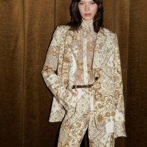 Alternative view of ERYA INTIMATE Giselle Oversized Blazer Γυναικείο Floral Beige – Χειροποίητο Print με Βάτες